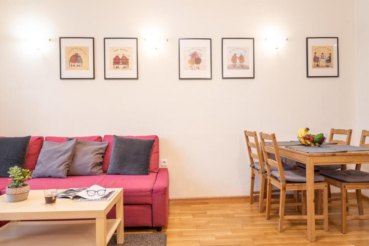 Sofia Day And Night Apartment Bagian luar foto